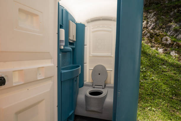 Best Portable toilet rental cost  in Ller, WA