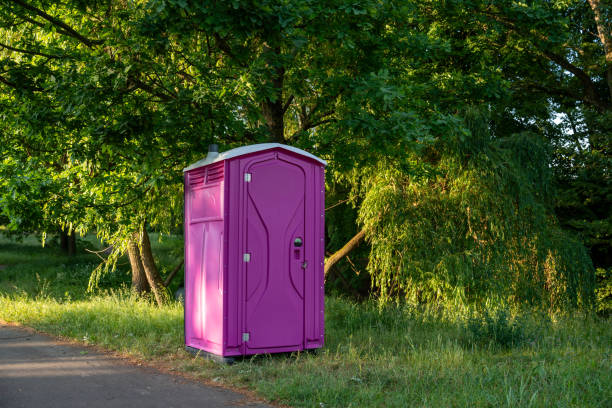 Best Portable restroom trailer rental  in Ller, WA